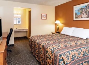 Howard Johnson | North Spokane