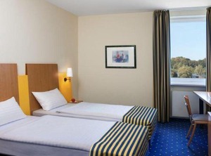 Intercityhotel | Tribseer Vorstadt