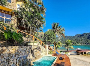 Easyhost Paradise | Ponta do Sape