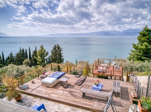 Asproneri Kamena Vourla | Molos-Agios Konstantinos