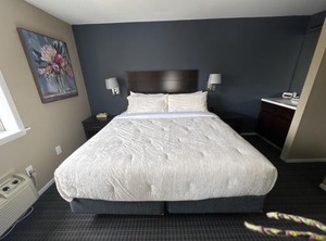 Mainstay Inn | Phoenixville