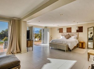 Bantry Bay | Gordons Bay Central