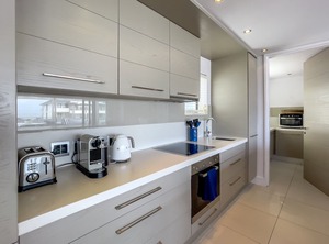 Paradis | Hermanus City-Centre