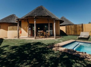 Mopane Bush Lodge | Weipe