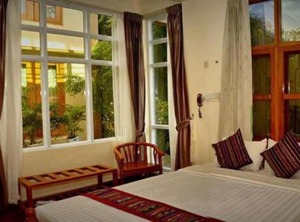 Mr Charles Hotel | Hsipaw