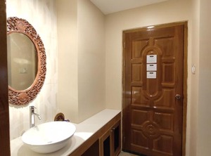 Mr Charles Hotel | Hsipaw