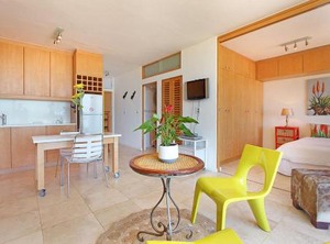 Neptune Isle | Lagoon Beach