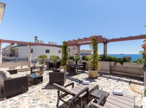 Terrace | Les Baumettes