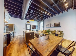 Frontdesk | Phoenix Hill