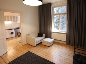 Belly Arms Furnished Trendviertel | Neuehrenfeld