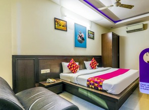 Oyo Hotel | Sector-12A