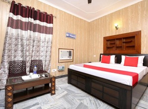 Oyo Cheema Holiday | Kishangarh