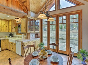 Shasta Cascade Getaway Ranch | Weaverville