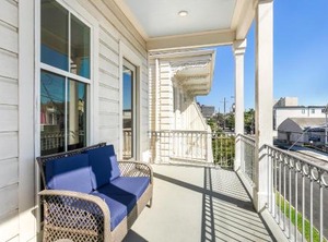 Carondelet St | Faubourg Lafayette