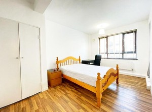 Cross | King's Cross