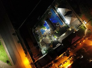 Punta Caldas Casa R Acomoda Até | Setor Lagoa Quente