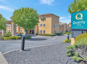 Quality Inn Flags Discovery Valley | Vallejo