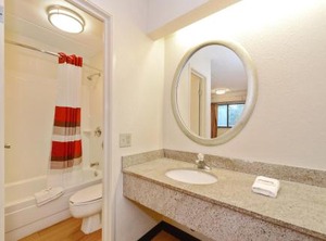 Red Roof Inn Akron | Akron