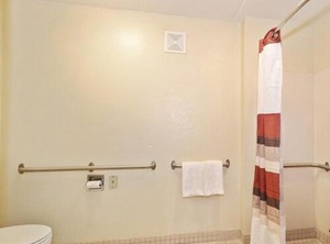 Red Roof Inn Akron | Akron