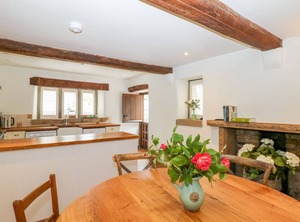 Cottage Hayfield | Hayfield