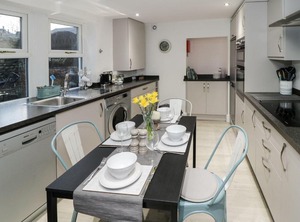 Cottage | Eshton