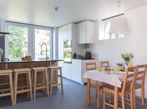 Roof People | Casteloes