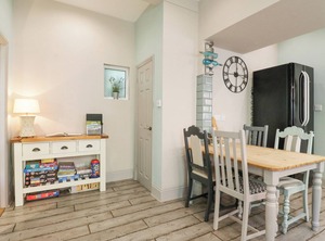 Saxon Lodge Cottage Felixstowe Air Manage Suffolk | Felixstowe