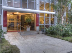 San Juan Royal | Civic Center