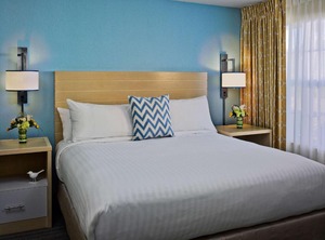 Sonesta Birmingham | Lake Purdy
