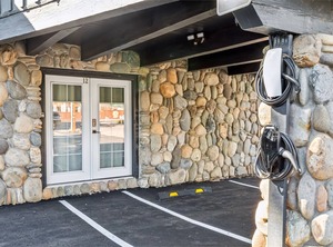 South Chalet Boutique Tahoe | Lakeside Park