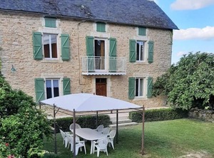 Lots Of Privacy | Salviac