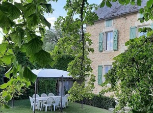 Lots Of Privacy | Salviac