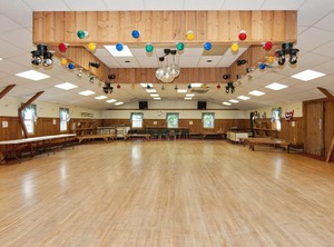 Spring Gulch Chalet | New Holland