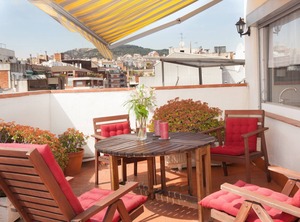 Terrace | El Camp de l'Arpa del Clot