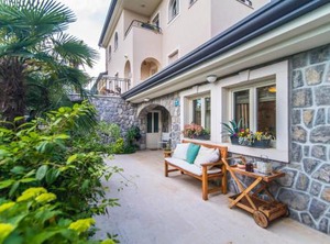 Villa Arta | Opric