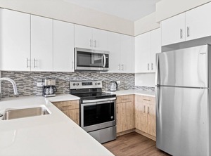 Vaya Lacassie Creek | Walnut Creek