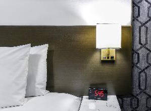 Surestay Hotel | Hollywood