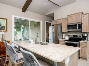 The Century Oak Remi Ridge Hayes | Spring Branch