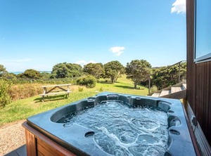 The Cottage At Te Whau | Omiha