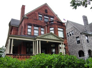 The Inn Ferry Street | Midtown