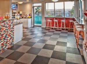 The Thunderbird Inn | Yamacraw Village