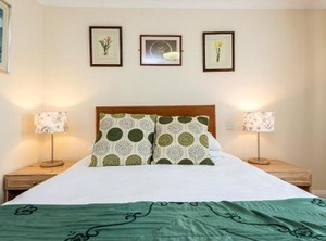 The Inn Well | Ogbourne St George