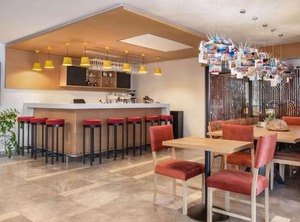 Tryp | Oran