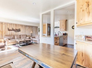 Viewpoint | Mammoth Lakes