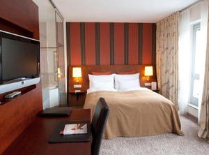 Wellings Hotel Zur | Moers