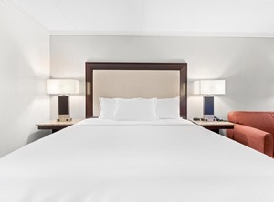 Woodcliff Hotel | Perinton