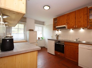 Cottage Uppost | Warrenzin