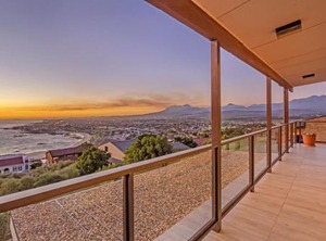 Zaria Sun | Mountainside