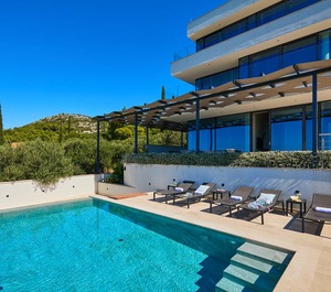 Hedera Estate Villa 