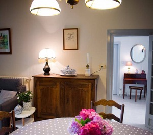 Holiday Shower Toilet